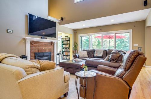 Hatchville House | 3 Mi to Megansett Beach: Home w/Pool & Game Room