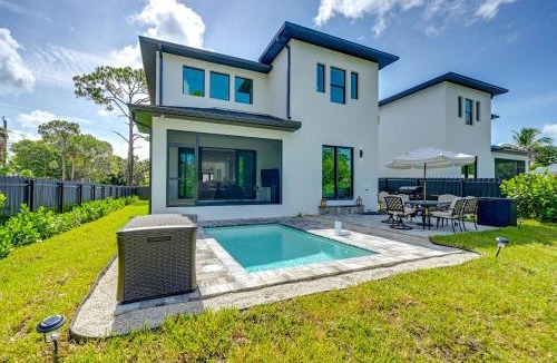 East Naples House | 3 Mi to Naples Beach: Chic Group Getaway w/Pools!