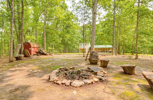 Points Cabin | 3 Mi to Potomac River: Remote Cabin in Springfield