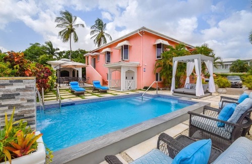 Hastings House | 3 Min Walk to Beach - Blessed Manor by Bluescape