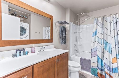 Old West Side Apartment | 3 Modern 2BR Apts Near Kerrytown w Parking & Gym