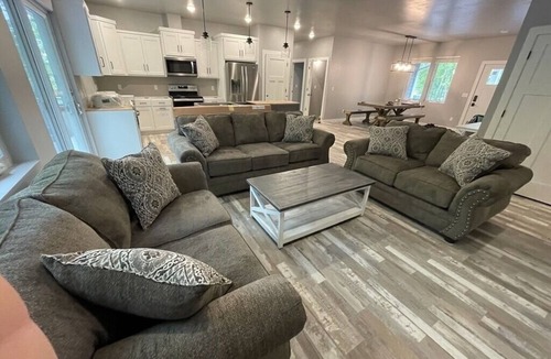Egg Harbor House | 3 Neighboring Homes Sleep 48 -13 Bedrooms/16 Baths