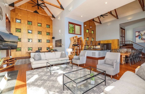 Macon House | 3 Peaks
