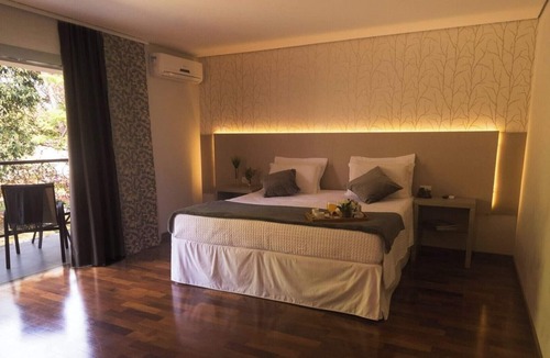 Foz do Iguacu Hotel | 3 Premium Suites w/Sauna & Pools, Located Close to Waterfalls & Adventure Tours
