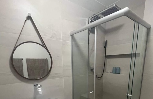 Centro Apartment | 3 Quartos, 1 Suíte, 2 Banheiros, Cozinha Americana