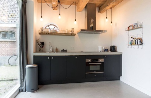 Abcoude Cottage | 3. Quietly Located Farm Close to RAI and Train