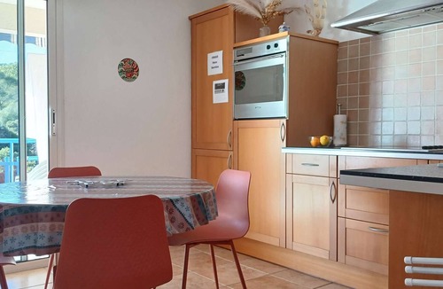 Le Dramont Apartment | 3-room apartment 200m from beaches, St-Raphaël