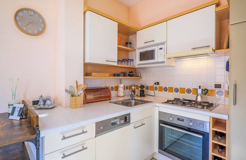 Susello Apartment | 3-room apartment in an exceptional residence with approx. 8 ha. large park and pool