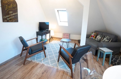 Radeberger Vorstadt Apartment | 3-room apartment in Art Nouveau villa directly on the Dresdner Heide