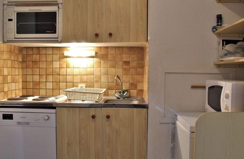 Risoul Apartment | 3-room apartment in Risoul 1850 with balcony, pets allowed