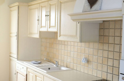 Saint-Trinit Apartment | 3-room apartment sleeps 4 (67 m²), terrace, residence with swimming pool (Sault/Ventoux)