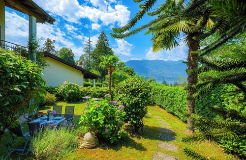 Castello House | 3-room corner house with garden, terrace and balcony in a well-kept residence with pool