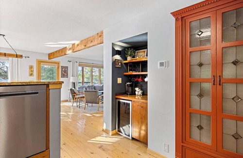 Crane Lake House | 3 Sisters Retreat - Lakeside Cabin with Private Sauna