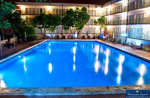 Cypress Gardens Hotel | 3-Star Hotel ∙ EconoLodge Winter Haven