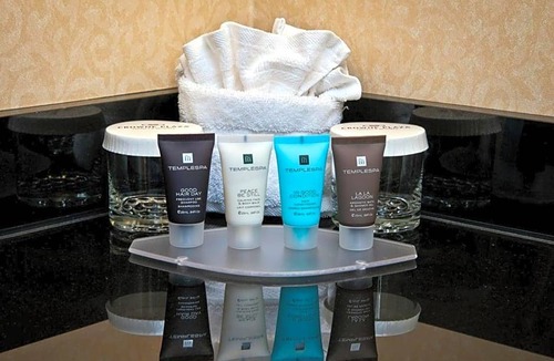 Lloyd District Hotel | 3-Star Hotel ∙ Crowne Plaza Hotel Portland-Downtown Convention Center, an IHG Hotel
