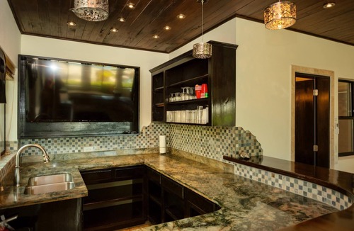 Plantation Villa | 3 Story Oceanfront Luxury Villa 5 Bedroom w/Pool