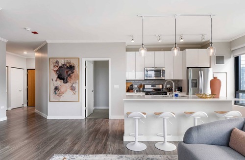 Near North Side Apartment | 3 Stylish 2BRs Steps from Magnificent Mile