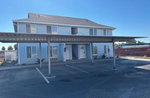 Pendleton Apartment | 3 The Honey Hive - 2 bedroom 1 bathroom unit in Pendleton