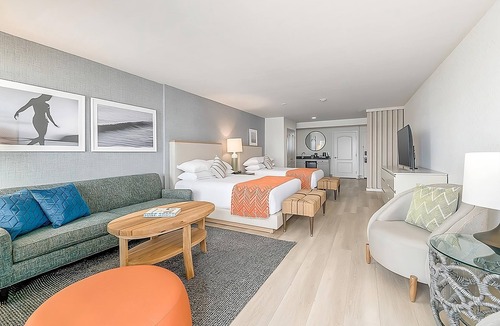 Carlsbad Village Hotel | 3 Units, Ocean Front 2 Queen at Beach Terrace, Complimentary Breakfast