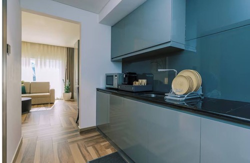 Al Muraqqabat Hotel | 3 Units | Rooftop Sky Luxury | Burj Khalifa, Spa Retreat & Deira Downtown