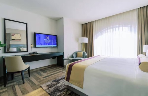 Al Muraqqabat Hotel | 3 Units | Rooftop Sky Luxury | Burj Khalifa, Spa Retreat & Deira Downtown