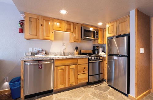 Olympic Valley Hotel | 3 Units Studios | Kitchen | Free Parking | Olympic Valley