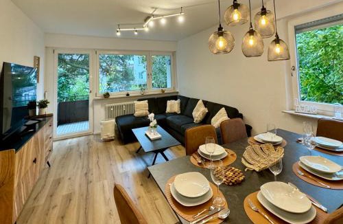 Sindelfingen Apartment | 3 Zimmer Apartment, 82 qm, max 5 Pers, Balkon, Garage, Internet 300 mBit