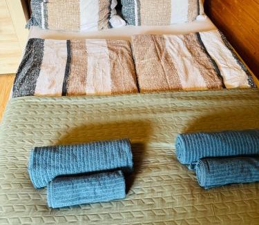 Celle Apartment | 3 Zimmer modern Wohnung mit Netflix und küche