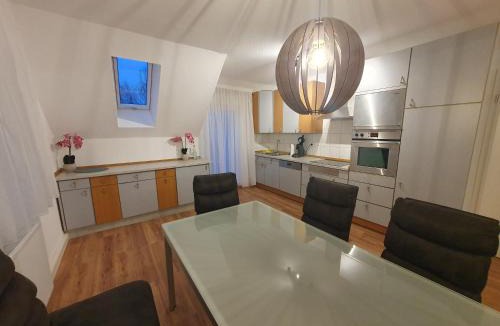 Muehlacker Apartment | 3-Zimmer-Wohnung, Küche, Bad nähe Bahnhof Mühlacker