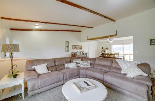 Upper Lake House | 30-Acre Witter Springs Ranch w/Barn & Views!