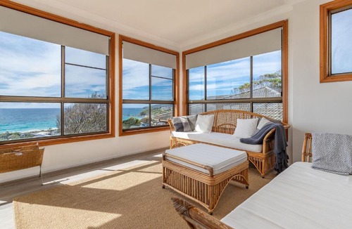 Forster House | 30 Becker