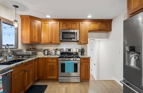 Arvada House | 30+ Luxury Lakefront Home, Great Location for Family, Best Home Office Setup, Near Denver