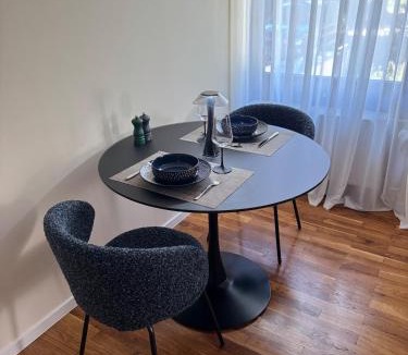 Gauting Apartment | 30 min from Munich & S-Bahn apartment with garden
