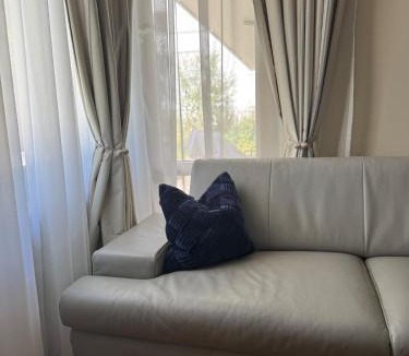 Gauting Apartment | 30 min from Munich & S-Bahn apartment with garden