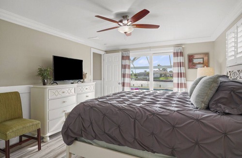 Cape Coral House | 30 min to the Ocean; Free Amenity Pool, Spa, Kayaks, Bikes, Fishing gear & More