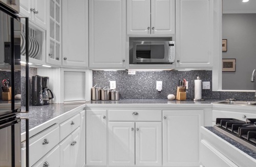 Long Beach House | 30 NIGHT MINIMUM, WOW Views, Glamorous (WillapaBay)