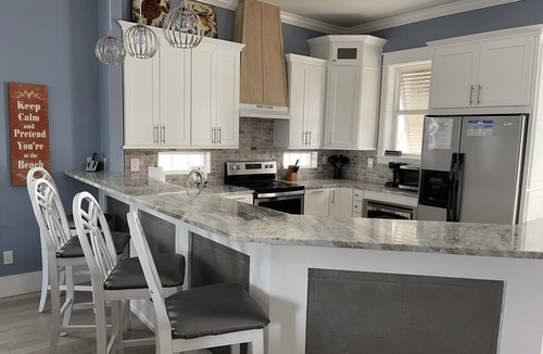 Scenic Gulf Drive House | 3000 Sq Ft Beach Home for 18, Private Pool & Beach Front Pool/Hot Tub, Dog OK