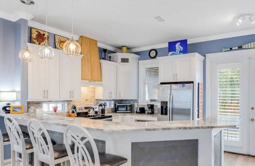 Scenic Gulf Drive House | 3000 Sq Ft Beach Home for 18, Private Pool & Beach Front Pool/Hot Tub, Dog OK