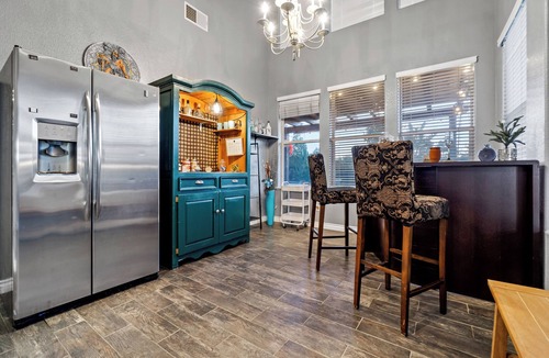 Fallbrook Villa | 3000 Sqft 5BR - 4BTH Villa with Pool, Hot Tub, 8 Parking in Fallbrook, Wineries