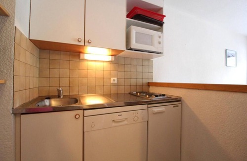 Termignon Apartment | 300m from resort center, 1st floor, view village, balcony, tv, ski locker, 27m², Val Cenis