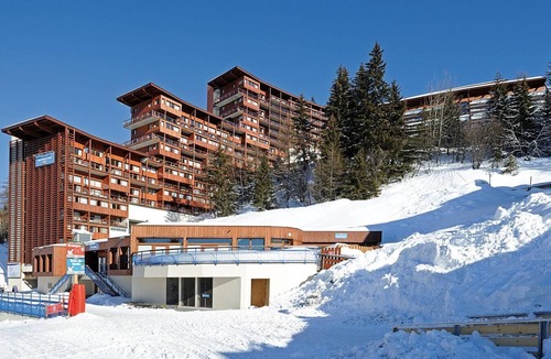 Arc-1600 Apartment | 300m from resort center, swimming pool, sauna, hammam, terrace, balcony, tv, ski locker, 58m²