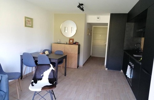 Barcelonnette Apartment | 300m from shops, Ground floor, parking, tv, ski locker, 49m², Pra Loup