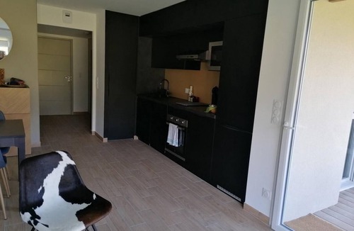 Barcelonnette Apartment | 300m from shops, Ground floor, parking, tv, ski locker, 49m², Pra Loup