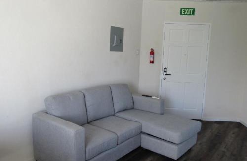 Lazaretto Apartment | 301 Batts Rock Beach Condos