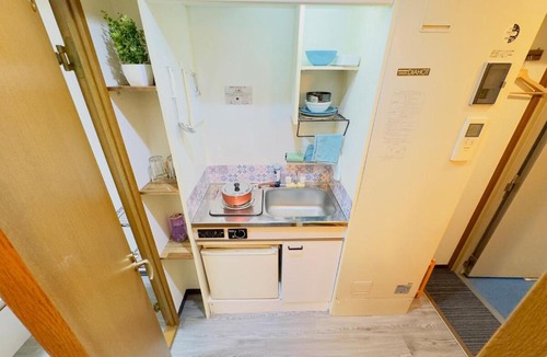 Dotonbori Apartment | 301 Dotonbori River 5 min walk to Dotonbori Kuromon Market Shinsaibashi Namba business district washing machine on balcony 1F free dryer microwave