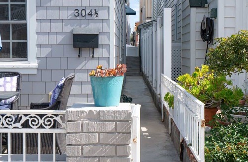 Balboa Island House | 304 Ruby B | Balboa Island Charmer