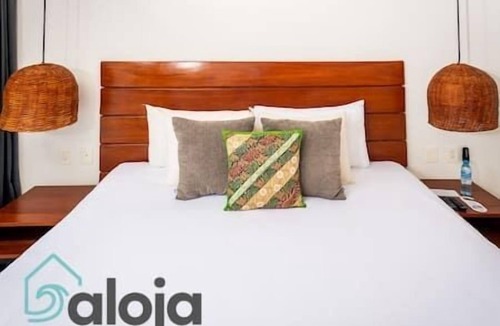 Venustiano Carranza Hostel | 305 - Unique suite with living room & balcony