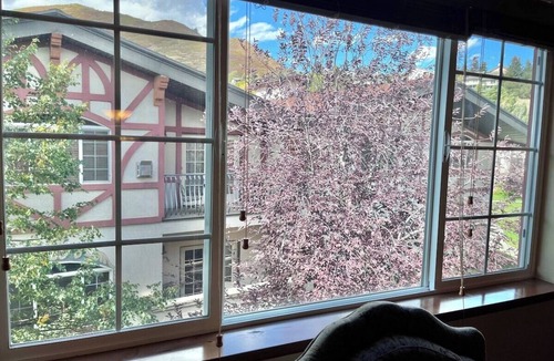 Midway Villa | 3072 | Upscale King Villa | Near Park City + Pool