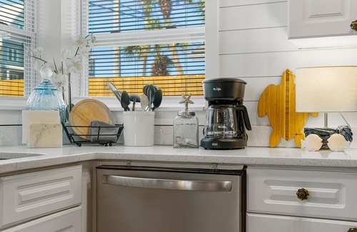 Laguna Beach Estates House | 30ft from Perfect LAGUNA BEACH ~ Directly across the street ~ July is on SALE!t!