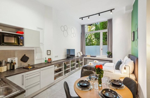 Krefeld Apartment | 30qm *Design WOW Studio* | City | Ruhig | Hbf 100m